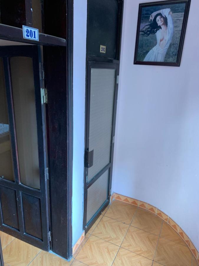 Discovery Travel Homestay Ha Long Exterior photo